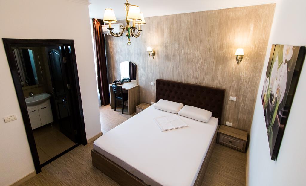 Zolotko Apartment Galati  Ngoại thất bức ảnh