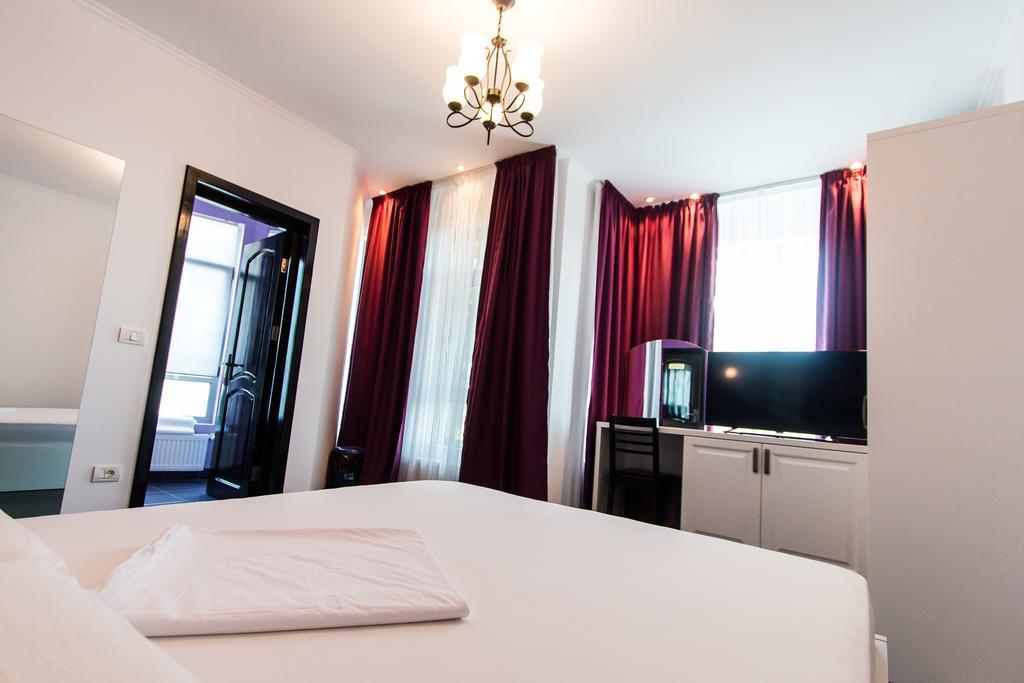 Zolotko Apartment Galati  Ngoại thất bức ảnh