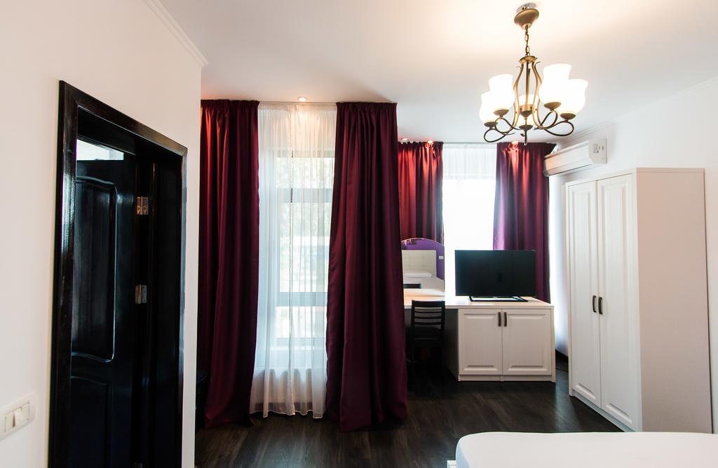 Zolotko Apartment Galati  Ngoại thất bức ảnh
